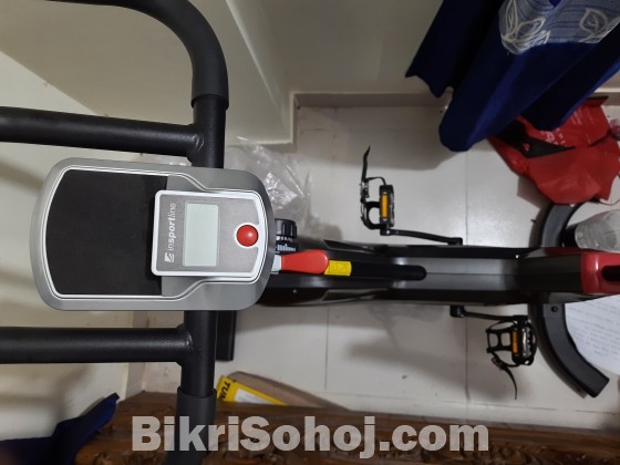 Home Gym Cycling Machine